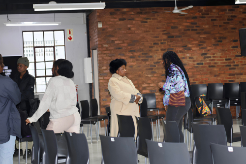 01b9d08d5ef32daa356f770e1260f1469fe30d81dd